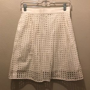 Ann Taylor Loft White Eyelet Skirt Size 2P